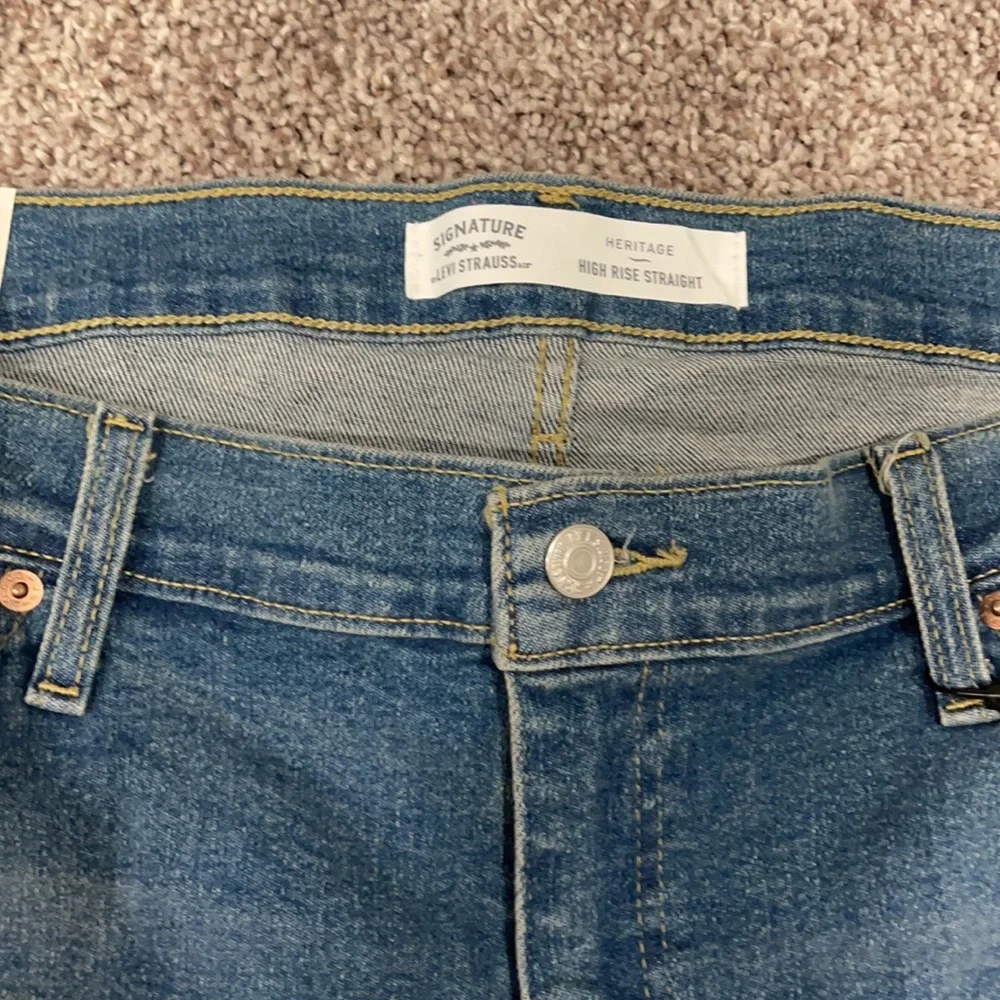 Signature Levi's Strauss heritage high rise straight_5